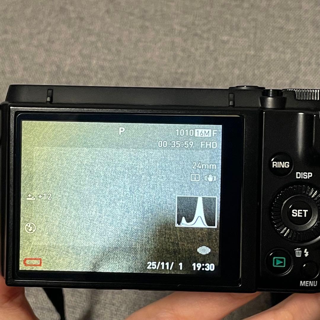 CASIO EXILIM HS EX-ZR1000　コンパクトデジタルカメラ