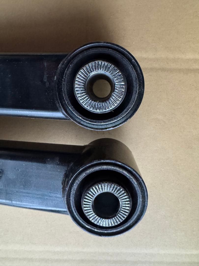 ラングラーJL MOPAR 2.0インチリフト フロントロアアーム