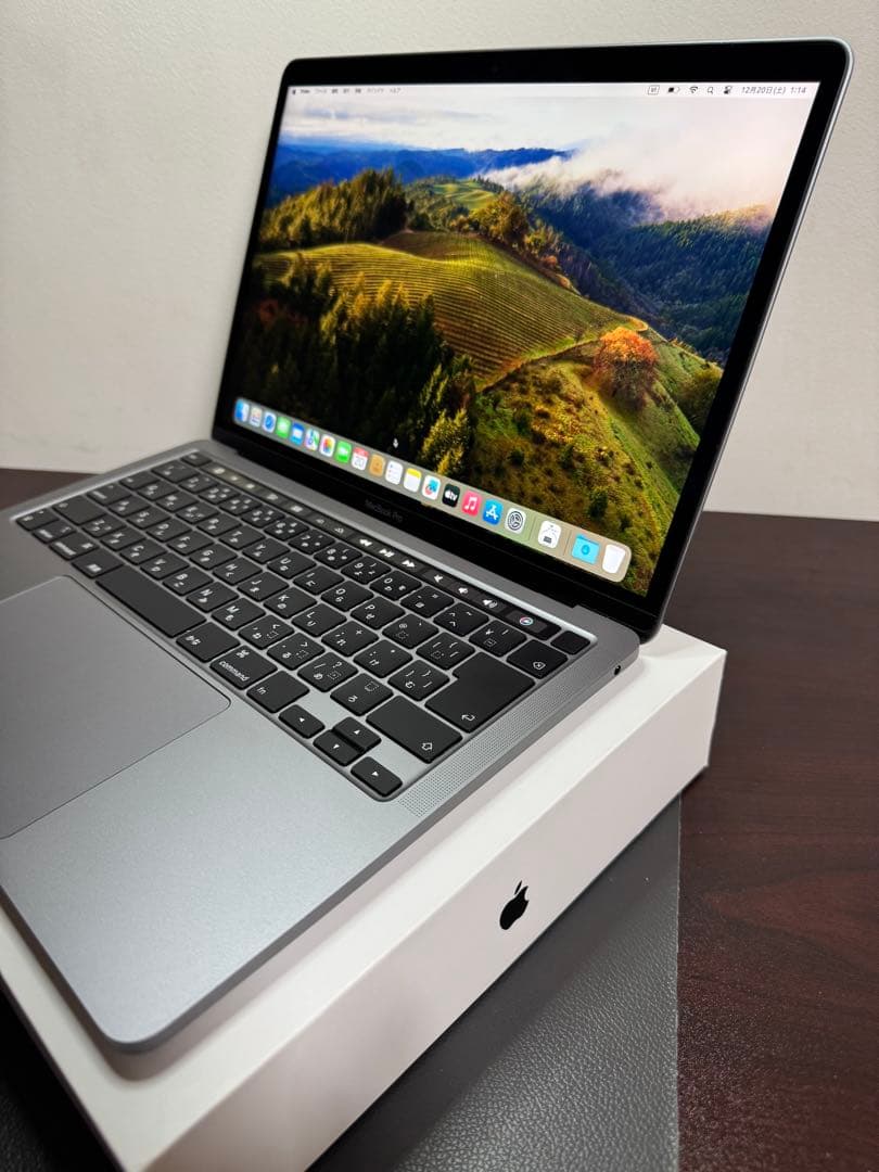 MacBook Pro 2020、13インチ、スペースグレイ。