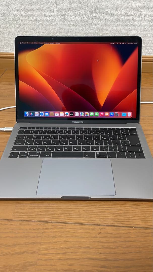 MacBook Pro 2017 – 16GB / 256GB – 動作良好