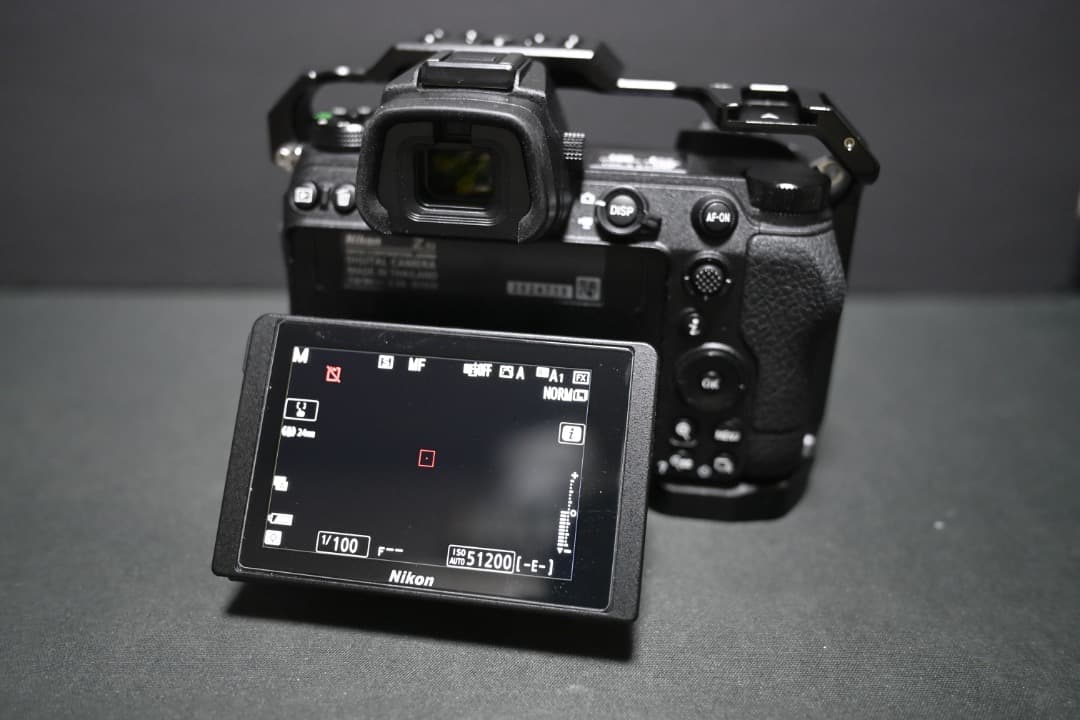 [シャッター数 6,114回] Nikon Z6Ⅱ ZマウントSmallRig