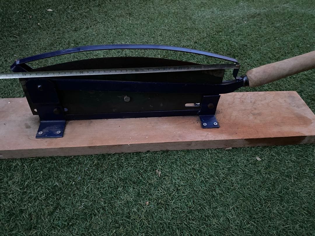 自動押切 40cmワイドタイプ 押切器　藁