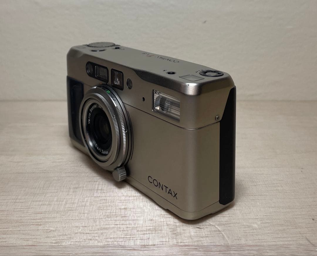 トムトム。CONTAX TVS コンタックス フィルムカメラ