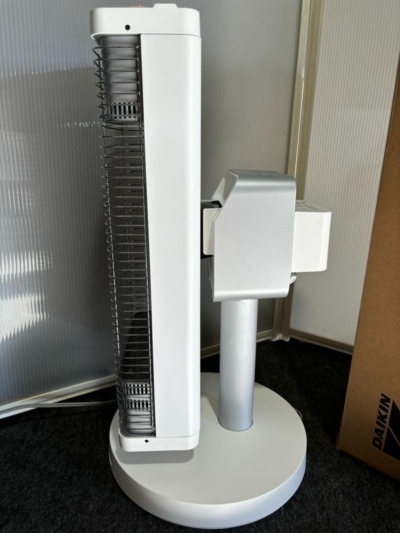 DAIKIN 遠赤外線暖房機セラムヒートERFT11VS-W 2018年製 美品