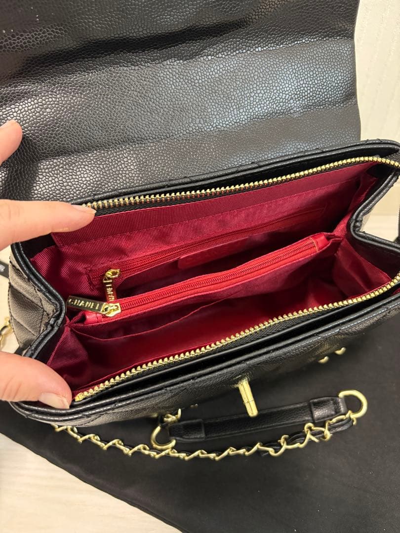 CHANEL ノベルティ ショルダーハンドバッグ　ゴールド