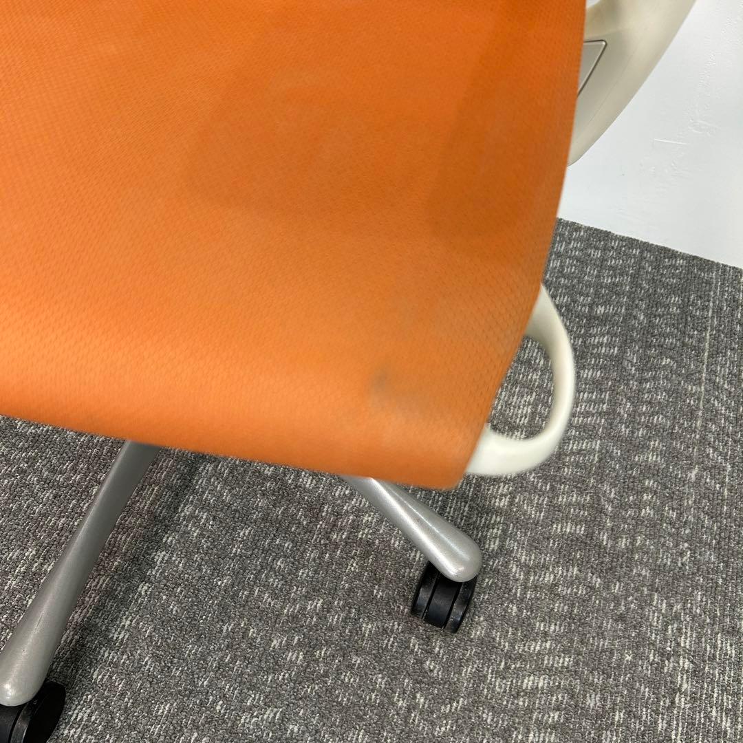 M. エンボディチェア ハーマンミラー ホワイト Embody オレンジ