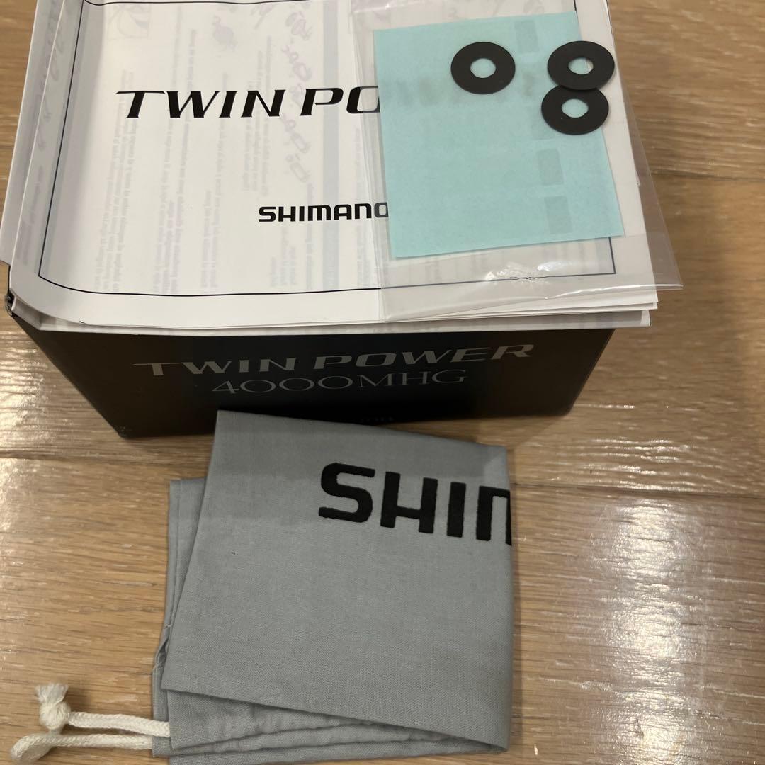 さ*ま様 SHIMANO スピニングリール 20ツインパワー 中古