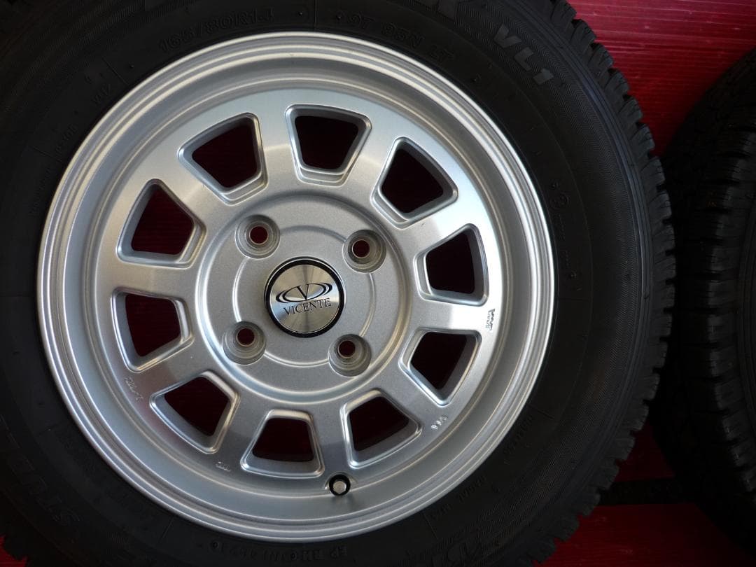 NV200にヴィセンテ+ブリジストン製VL-1 165/80R14スタッドレス
