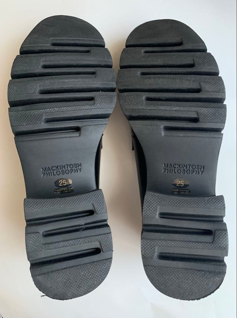 Macintosh ブラックレザー ローファー　　25㎝