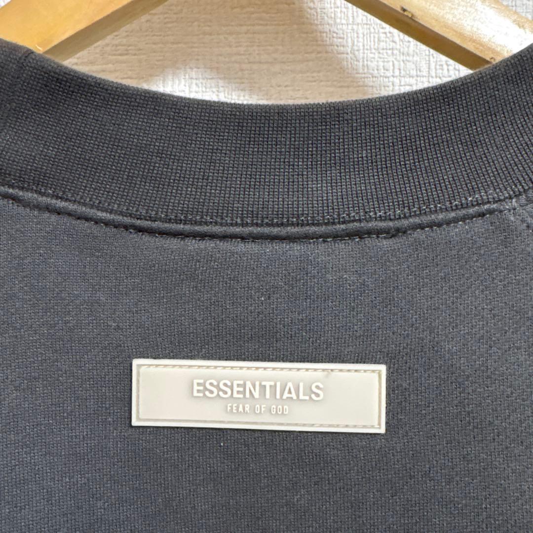 ESSENTIALS 1977スウェット　Mサイズ