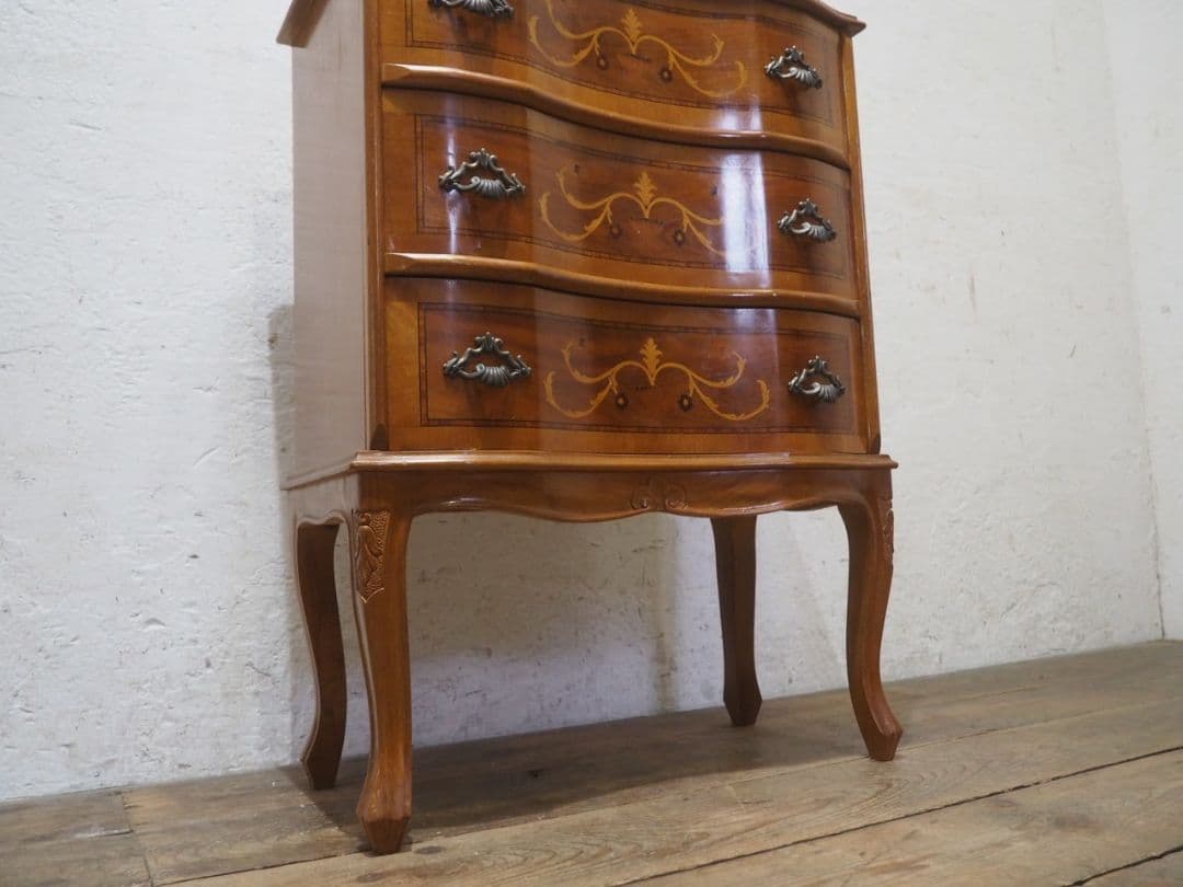 1107 猫脚デザインのチェスト　洋タンス　キャビネット　アンティーク調　洋家具