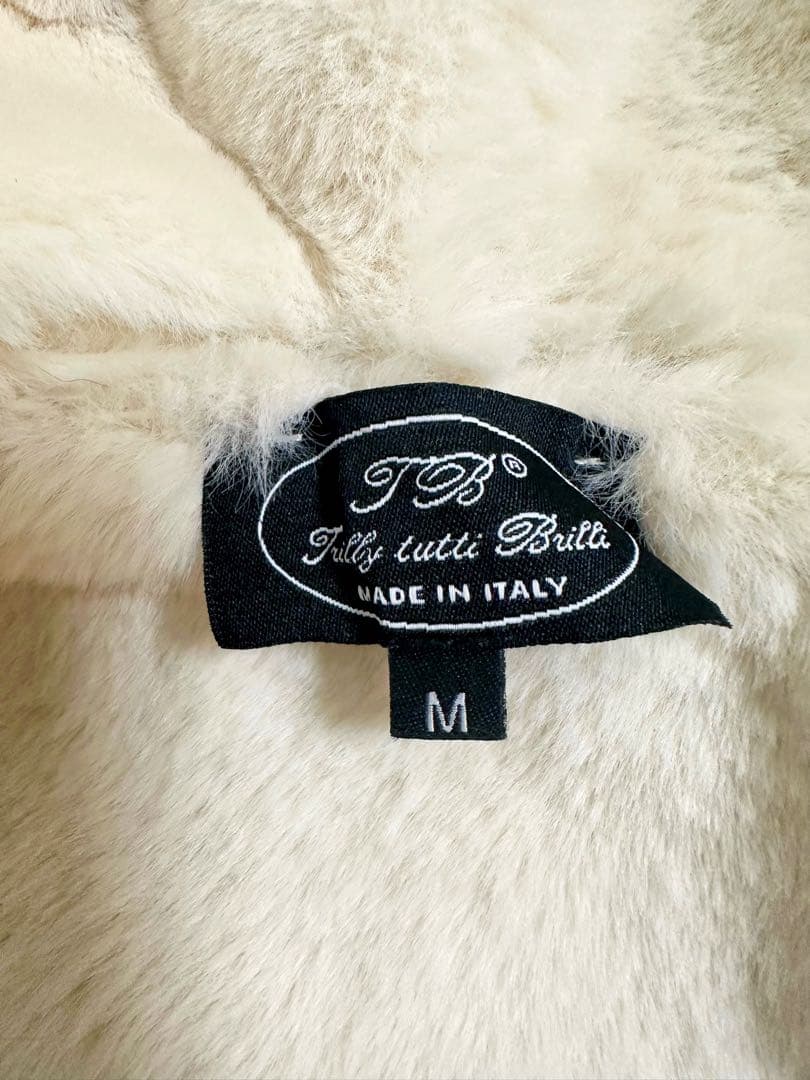 イタリア製　Trilly tutti Brilli ドレスコート　アイボリー