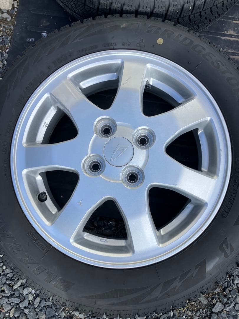 (2052) ダイハツムーヴ純正ホイールスタッドレスタイヤ付き2本②