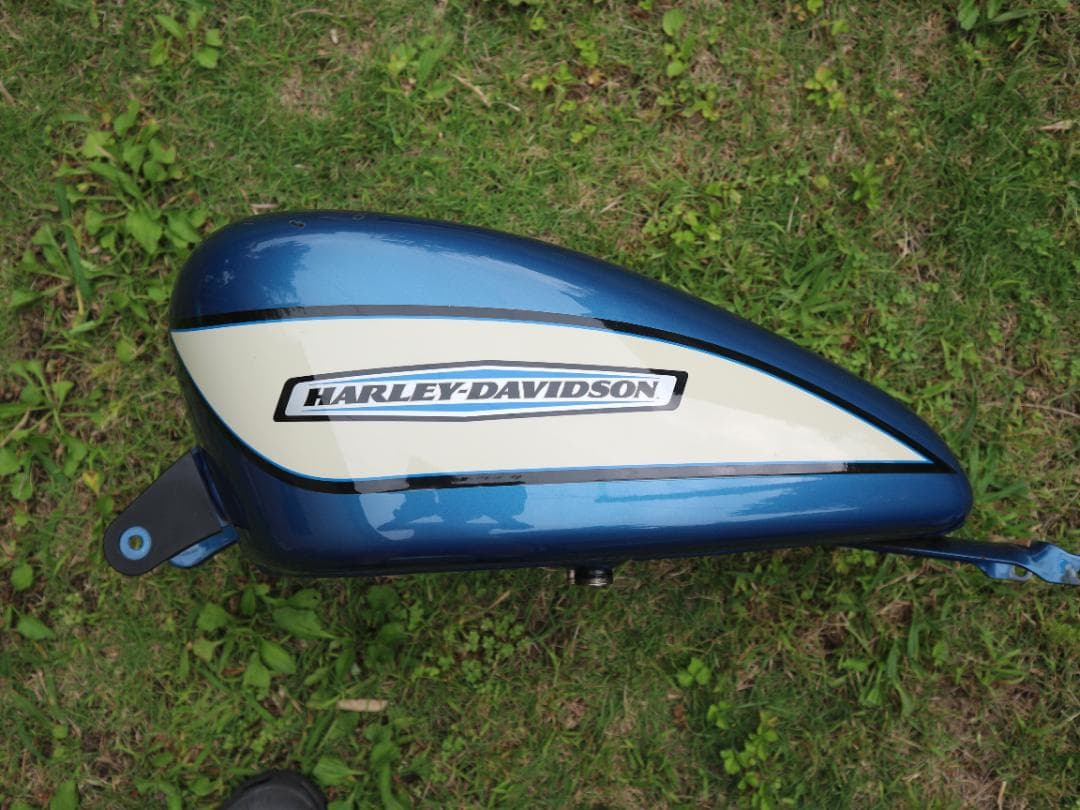 ハーレーダビッドソン　スポーツスター05 キャブ車　タンク