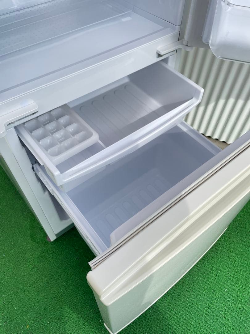 820 シャープ 左右付け替え可能ドア 2ドア冷蔵庫 一人暮らし 単身 ホワイト