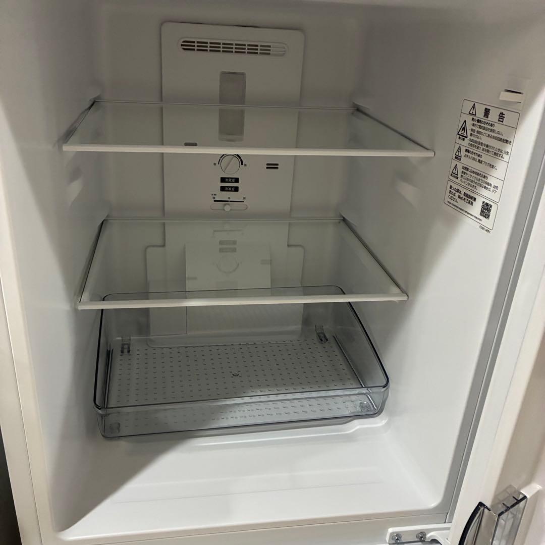 【極美品】2024年製 SHARP 冷凍冷蔵庫 SJ-D15K-W 霜取り不要