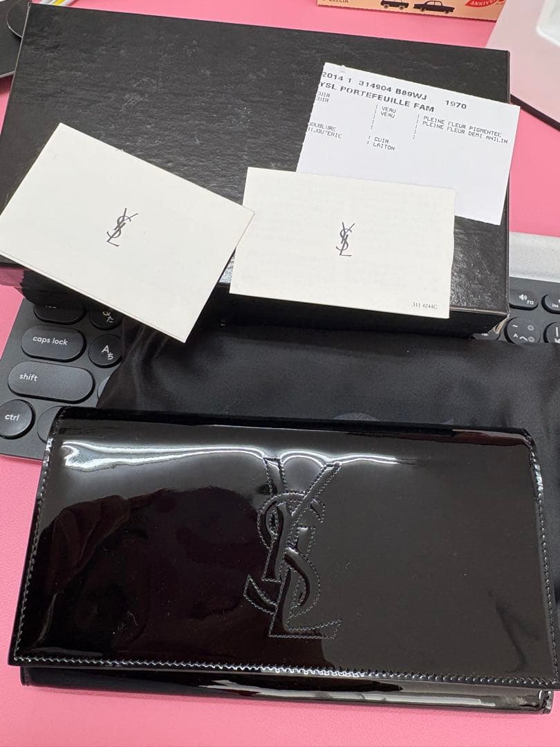 サンローラン財布新品未使用