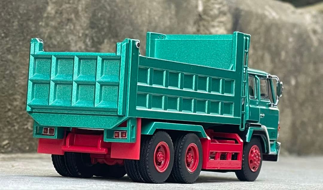 DBGT 1/64 日野 スーパードルフィン ダンプ トラック (グリーン)