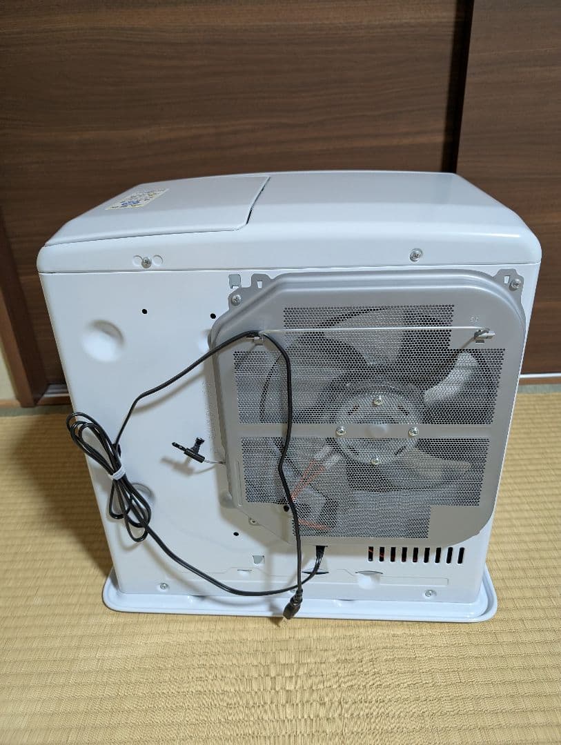 ダイニチ 石油ファンヒーター FW-4625L ホワイト