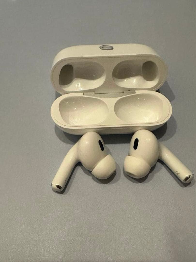 AirPods Pro第二世代　(刻印あり)