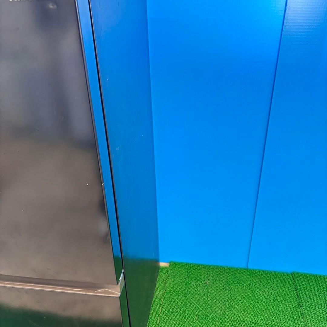 735 ブラックカラー　2023年製　冷蔵庫　100L〜200L 一人暮らし