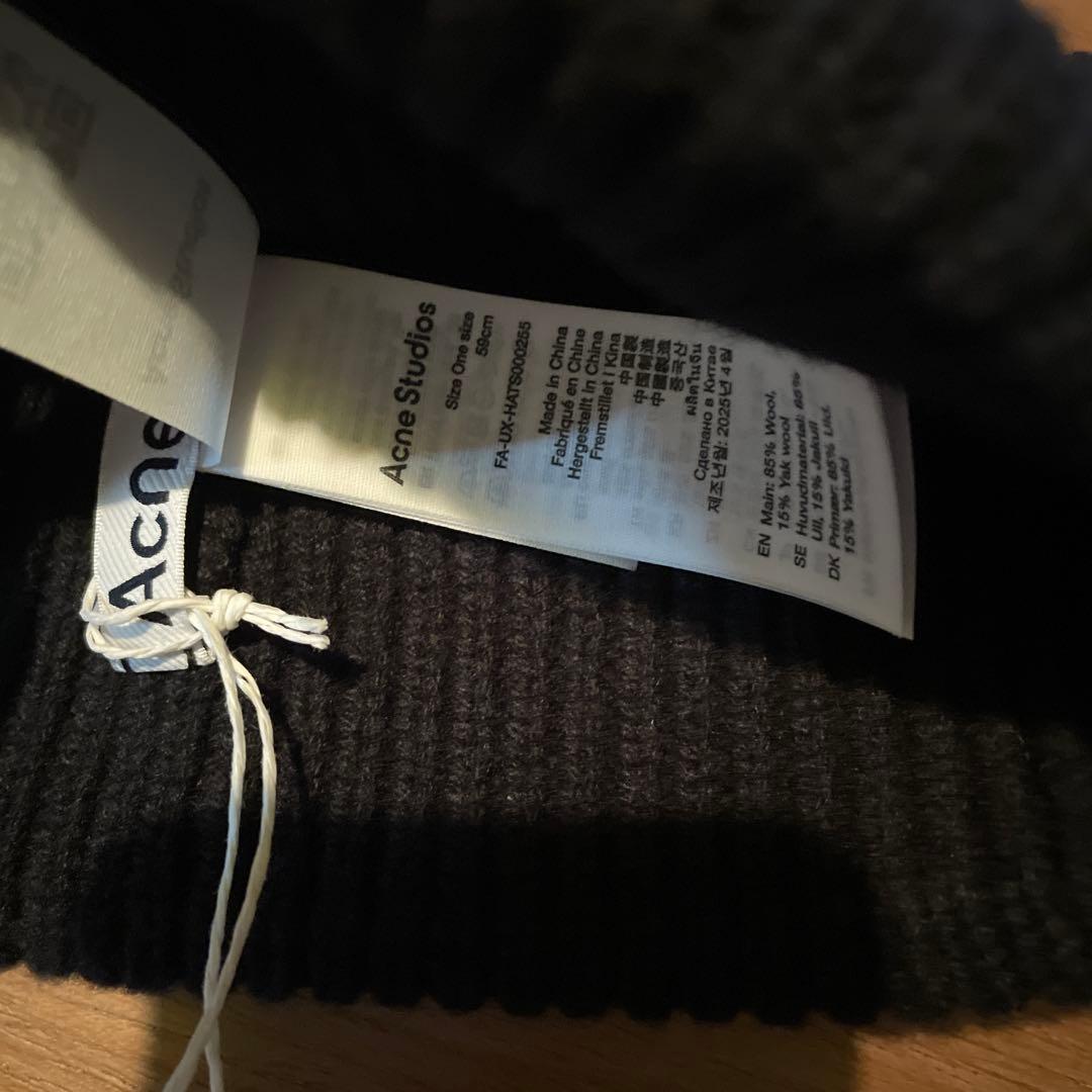 ★AW25新品★Acne Studiousアクネ ストゥディオス　ニットビーニー
