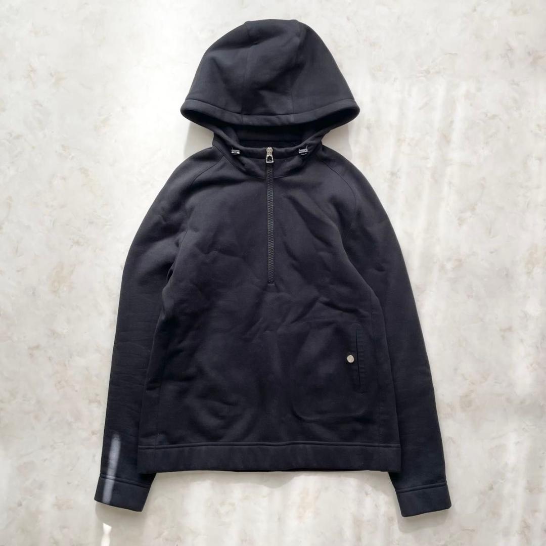 【新品同様】HERMES ハーフジップパーカー ブラック Lサイズ　セリエボタン