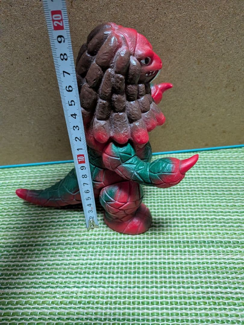 帰ってきたウルトラマン　怪獣フィギュア　ダンカー