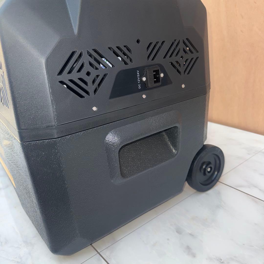 IPD-3A-B ポータブル冷蔵冷凍庫 30L AC/DC対応 2025年製