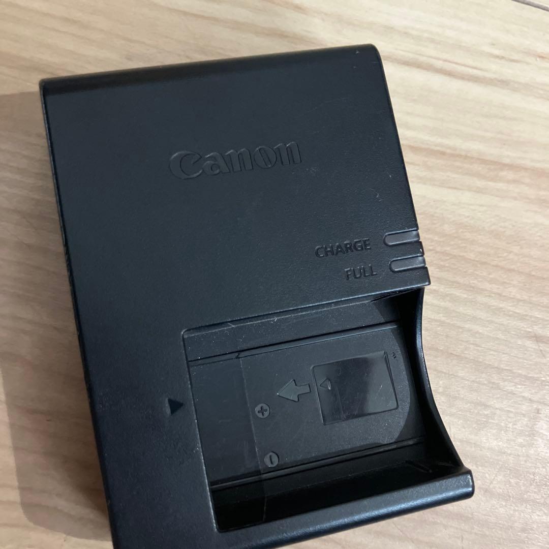 ココCanon EOS デジタル一眼レフ 2本レンズ付き