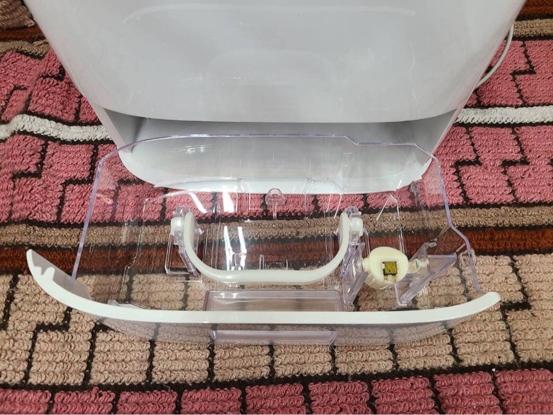 パナソニック　衣類乾燥除湿機　　F-YZUX60