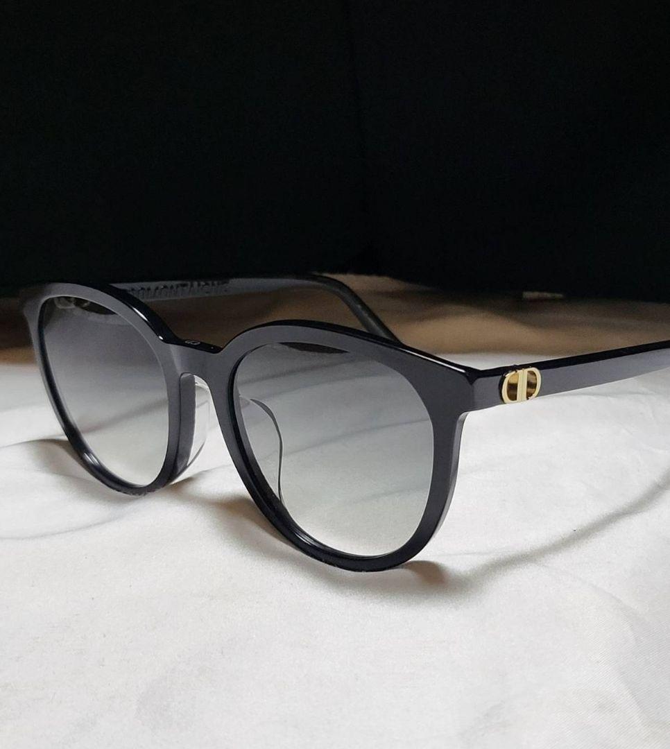 ◆Christian Dior◆サングラス　30Montaigne Mini