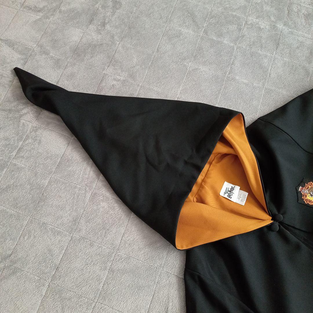 公式　ハリーポッター　ハッフルパフ　フード付きローブ　ネクタイ付き　M