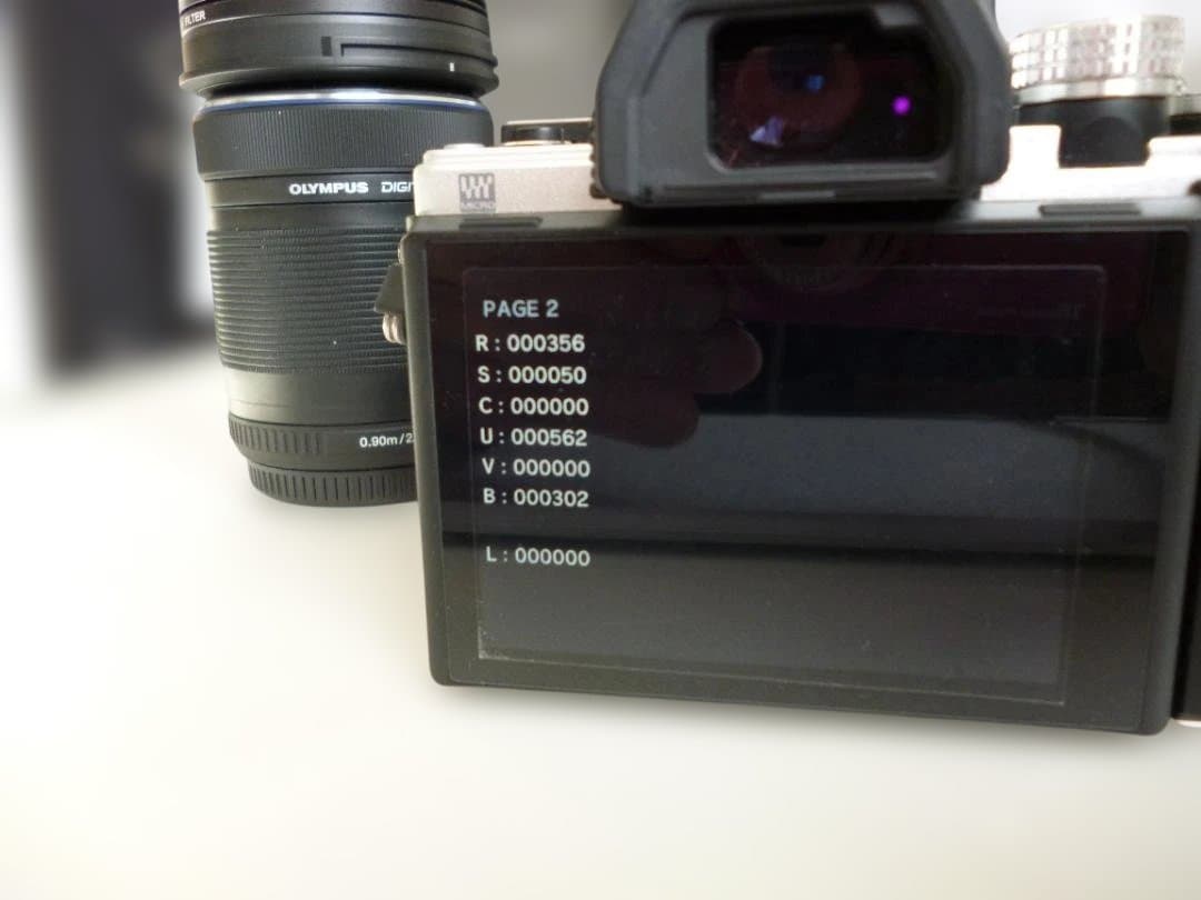 OLYMPUS OM-D E-M10 Mark II EZダブルレンズキット