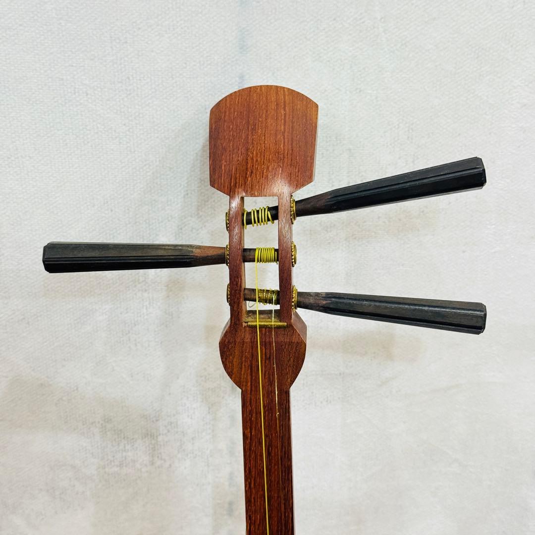 高級 三味線 中棹 紅木 丸打ち胴 ケース付き