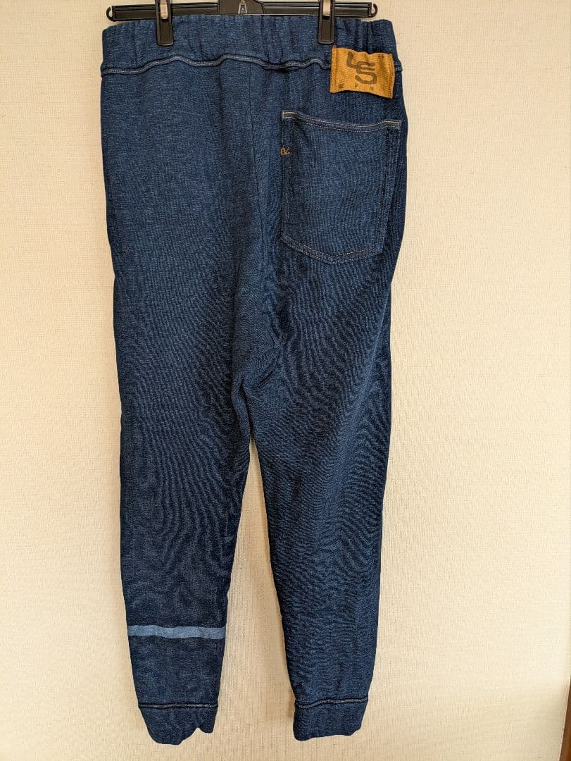 ぴーちゃんです。45Rスウェットパンツ