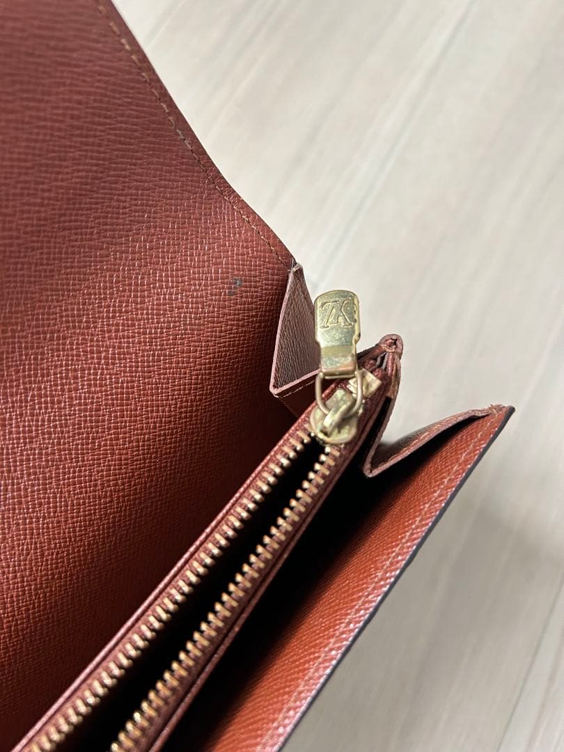 Louis Vuitton モノグラム　長財布