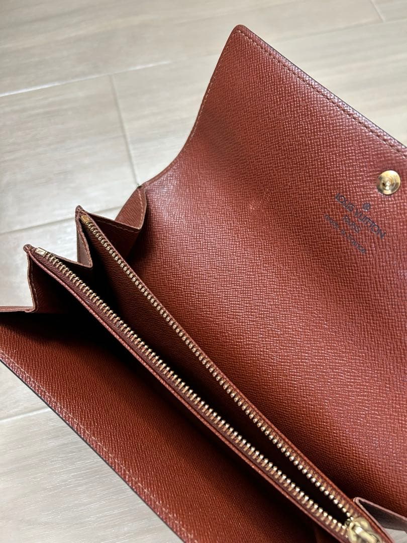 Louis Vuitton モノグラム　長財布