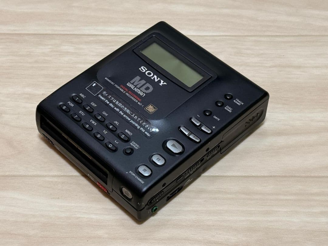 SONY MZ-1 ポータブルMDプレーヤー SONY MD WALKMAN