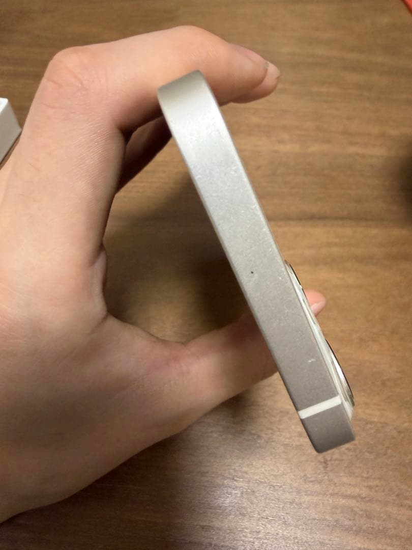 Apple iPhone 13 ホワイト 本体　箱あり