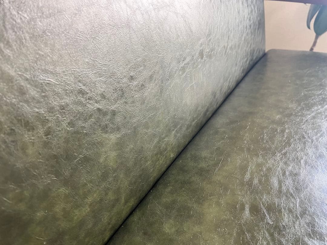 アンティークソファ2人掛け　ダークグリーン合成皮革