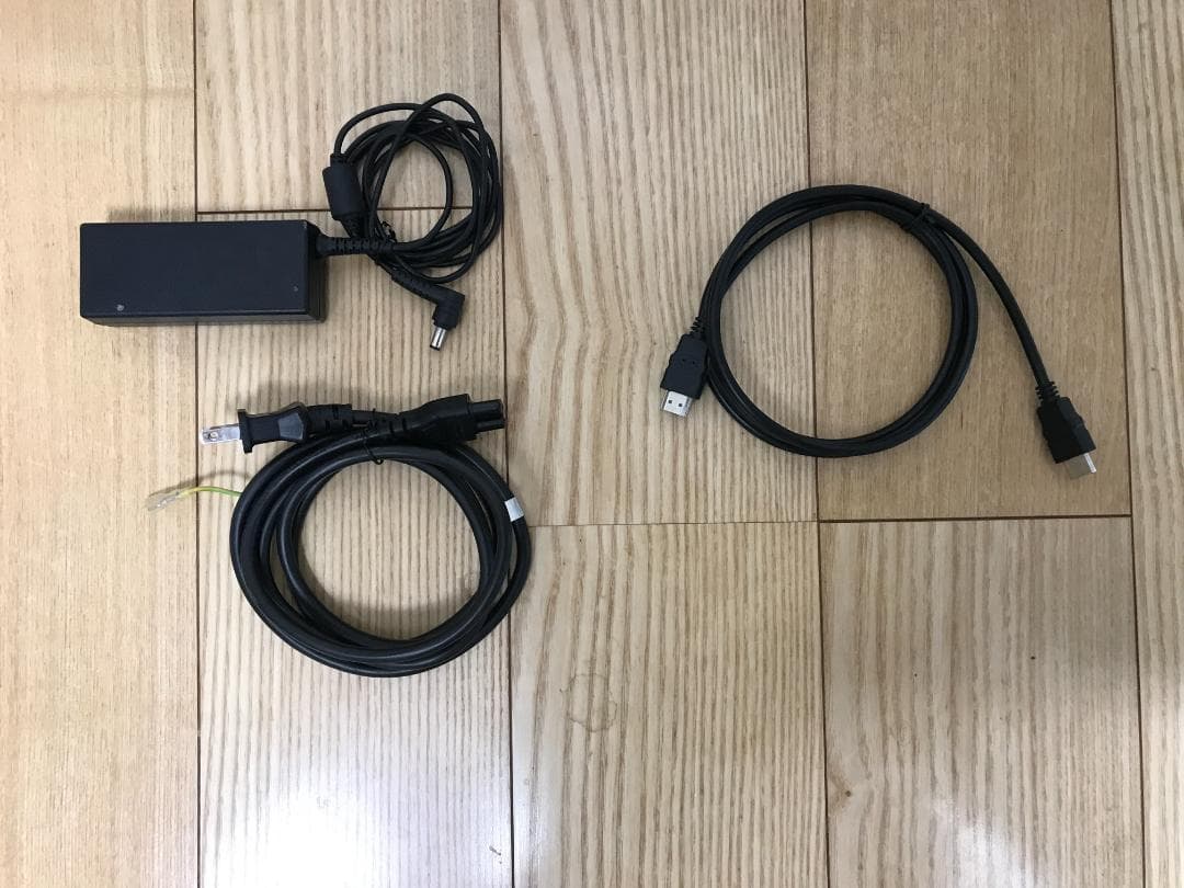 美品　ホワイト　液晶モニター　ASUS