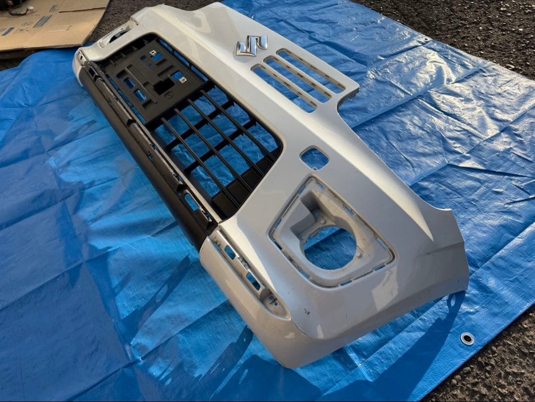 む*ね様 HA36S アルト RS ワークス 純正フロントバンパー ZVR