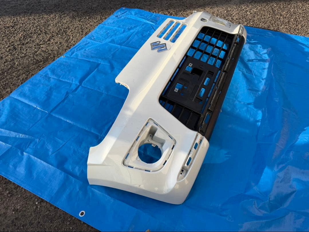 む*ね様 HA36S アルト RS ワークス 純正フロントバンパー ZVR