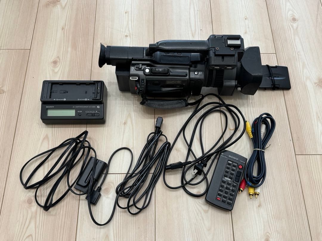 SONY DSR-PD150 ★マイク固定部に難あり