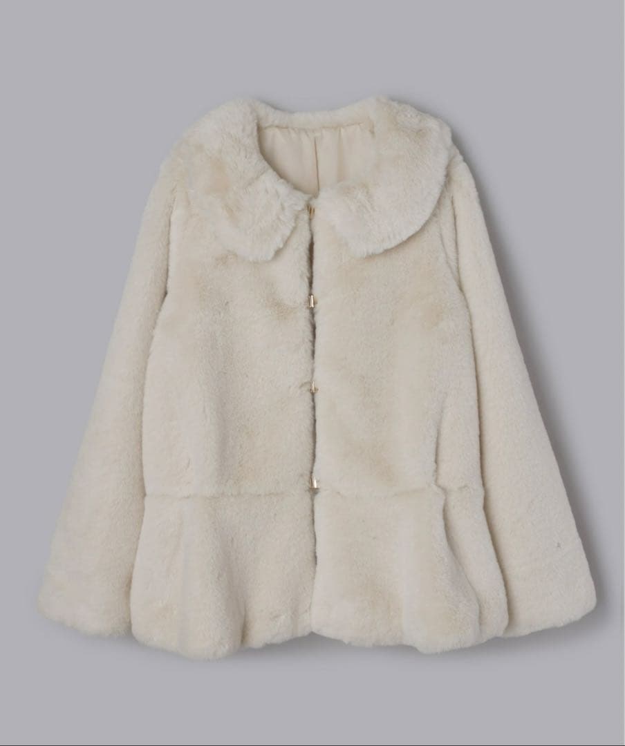 olu. フラッフィーラウンドカラーペプラムファーコート