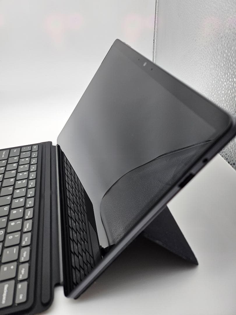 CHUWI Hi10 Max 本体 + キーボード