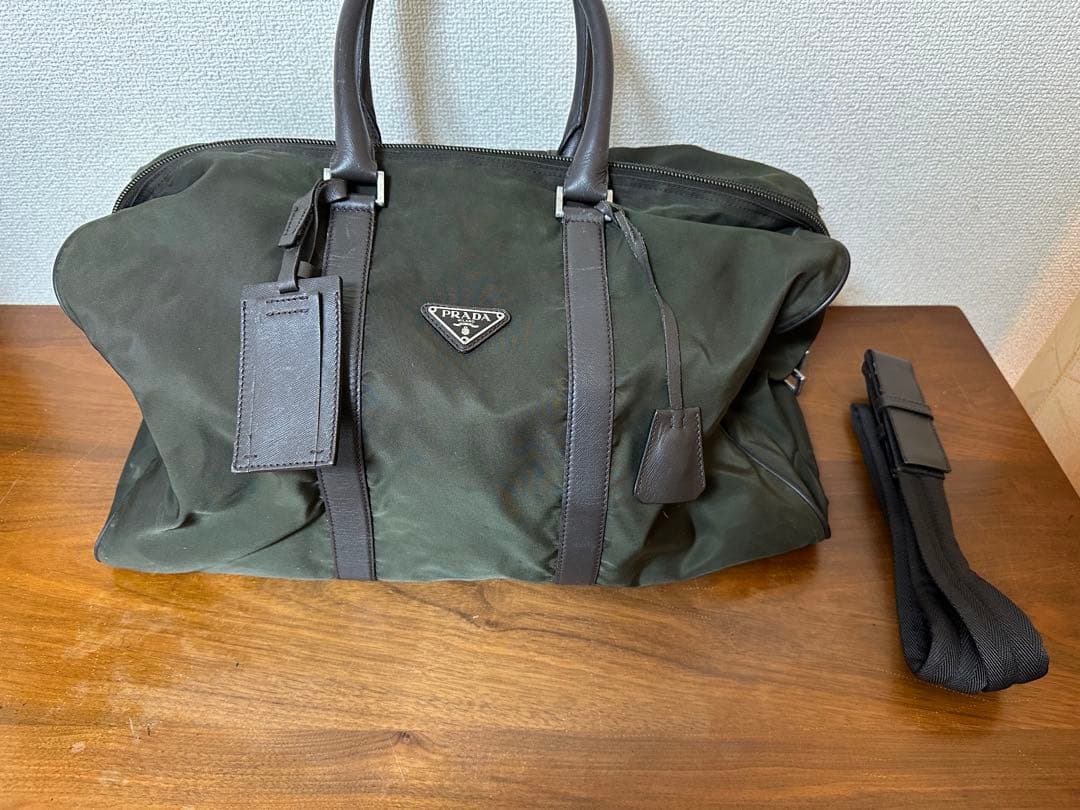 プラダボストンバッグ