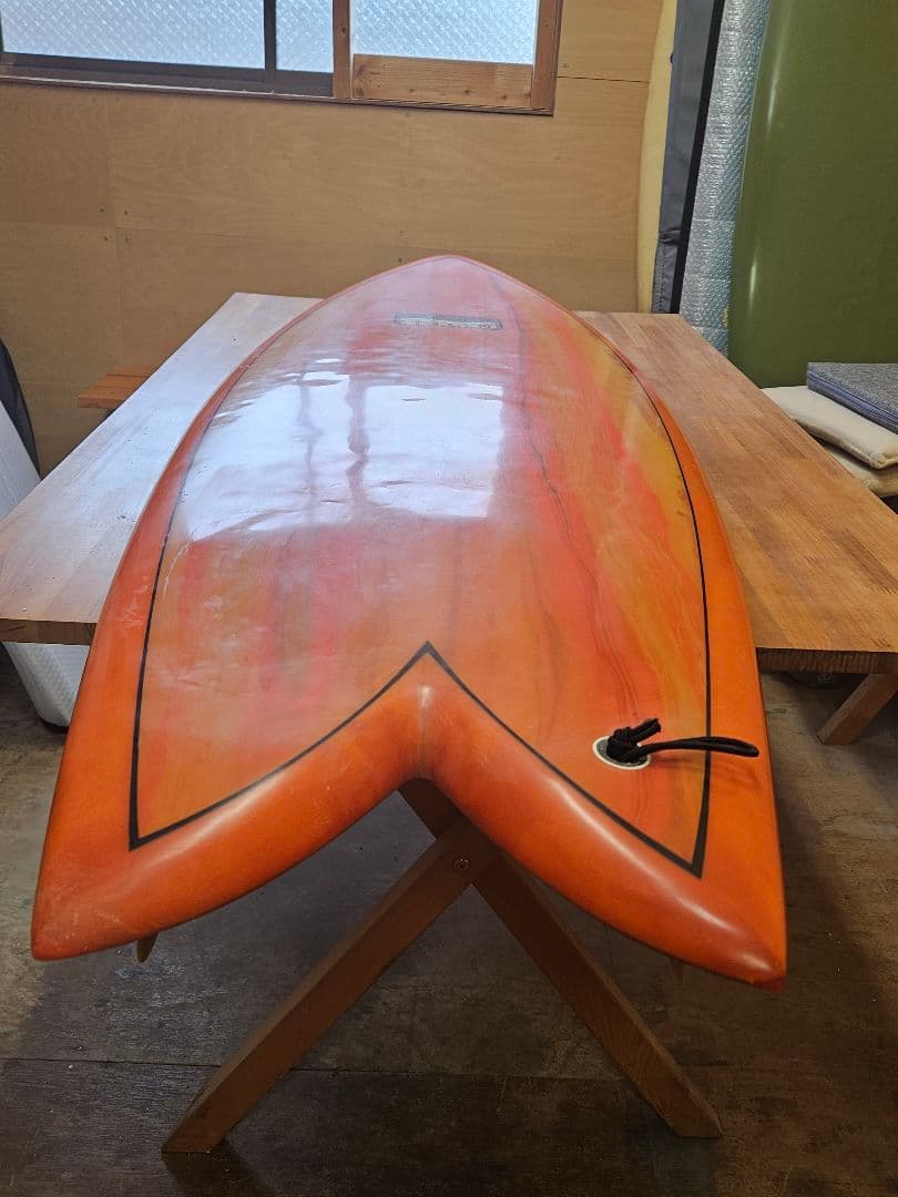 Channel s ツインフィン イーブンキール