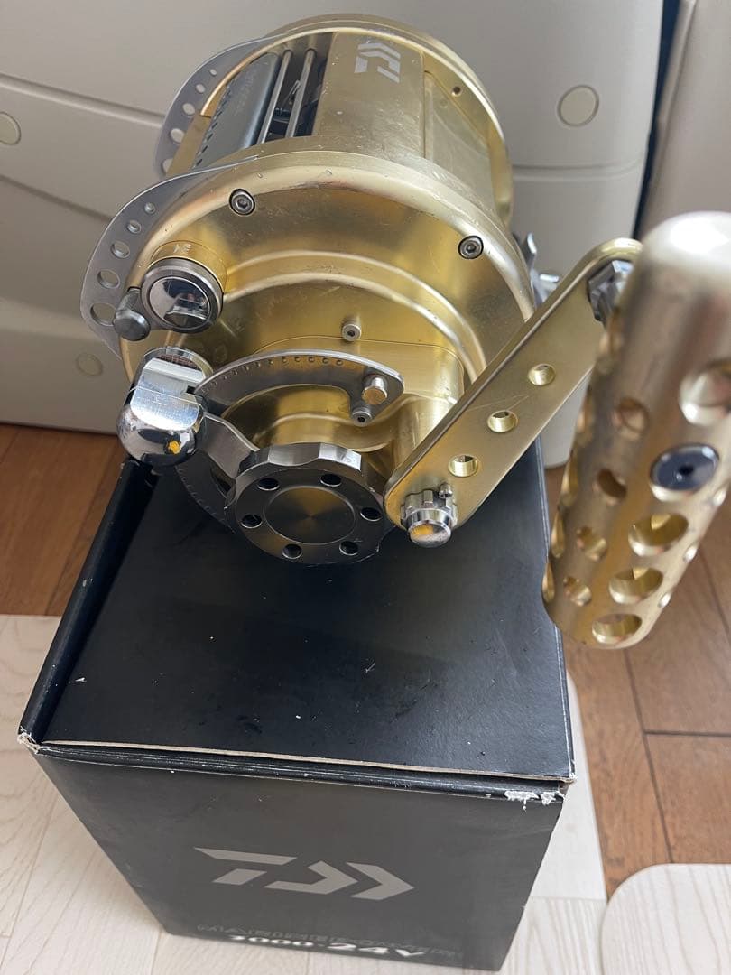 カ*ル様 Daiwa マリンパワー3000-24V ジャンク